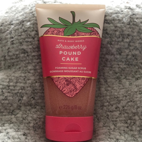 Bath & Body Works Other - Bath and Body Works Strawberry Pound Cake Foaming Sugar Scrub